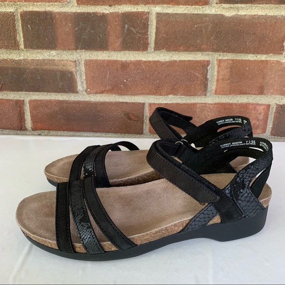 Munro Women’s Summer Black Leather Low Heel Sandals Shoes US 7.5 SS Narrow Width - Picture 5 of 10